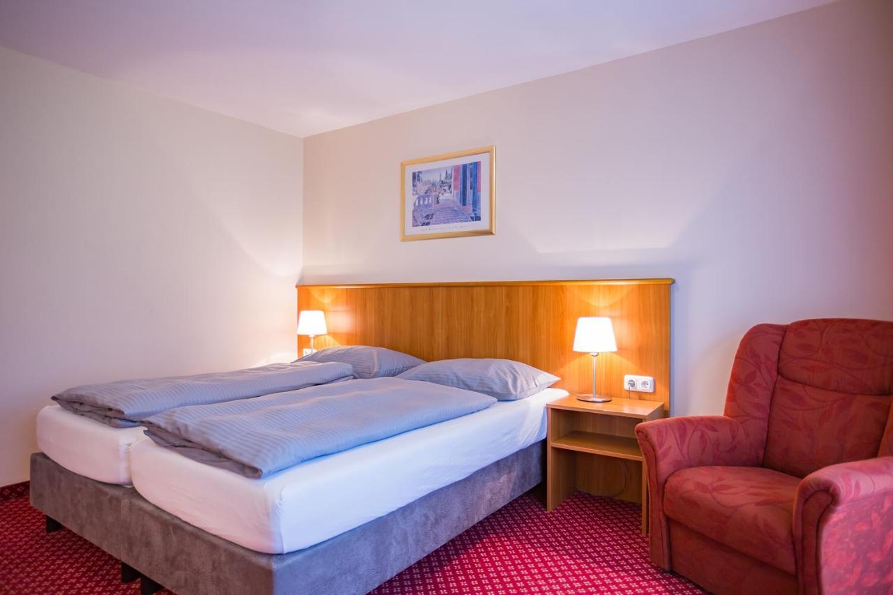 Hotel Friedenseiche Бенедиктбоєрн Екстер'єр фото