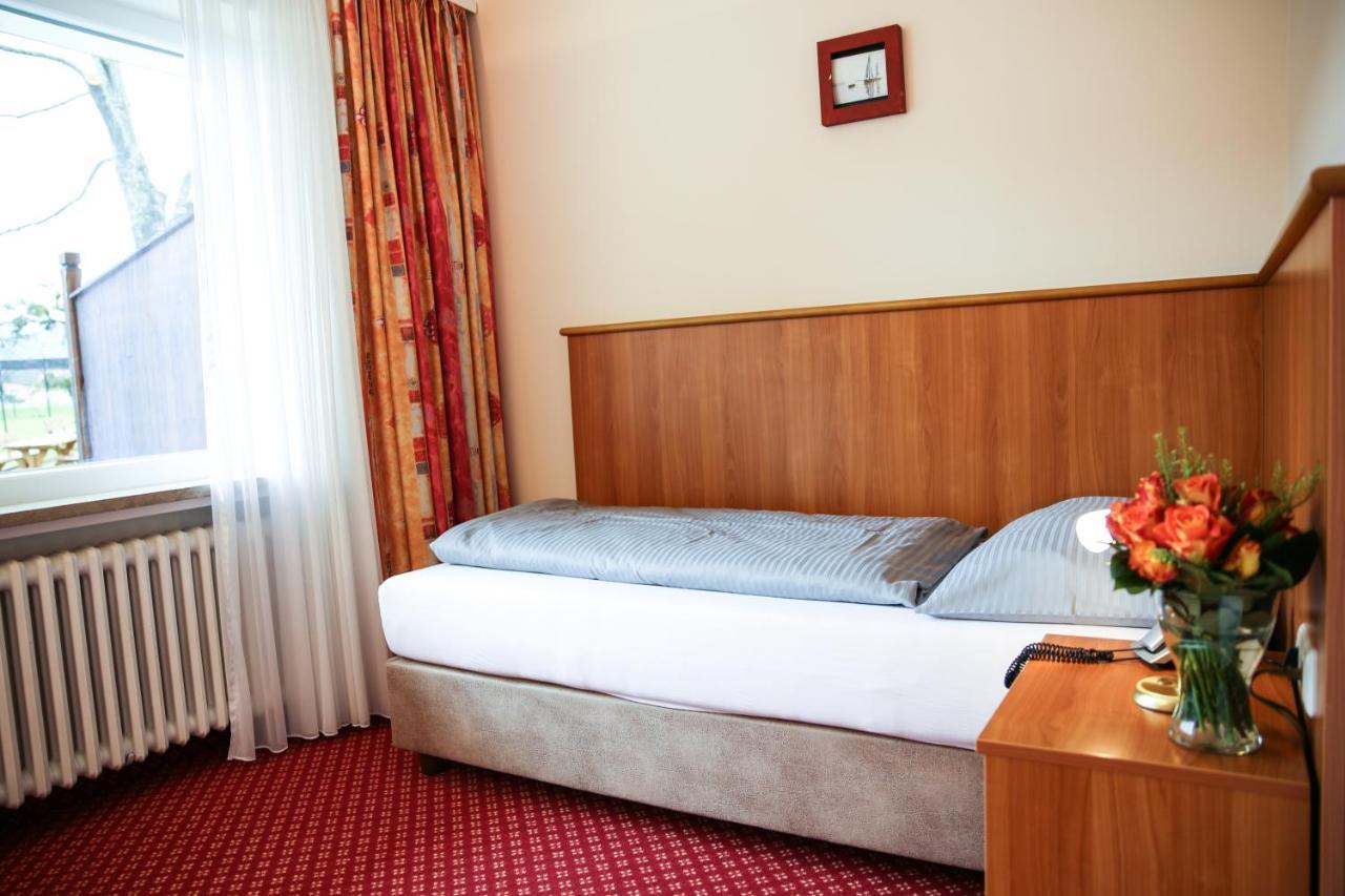 Hotel Friedenseiche Бенедиктбоєрн Екстер'єр фото