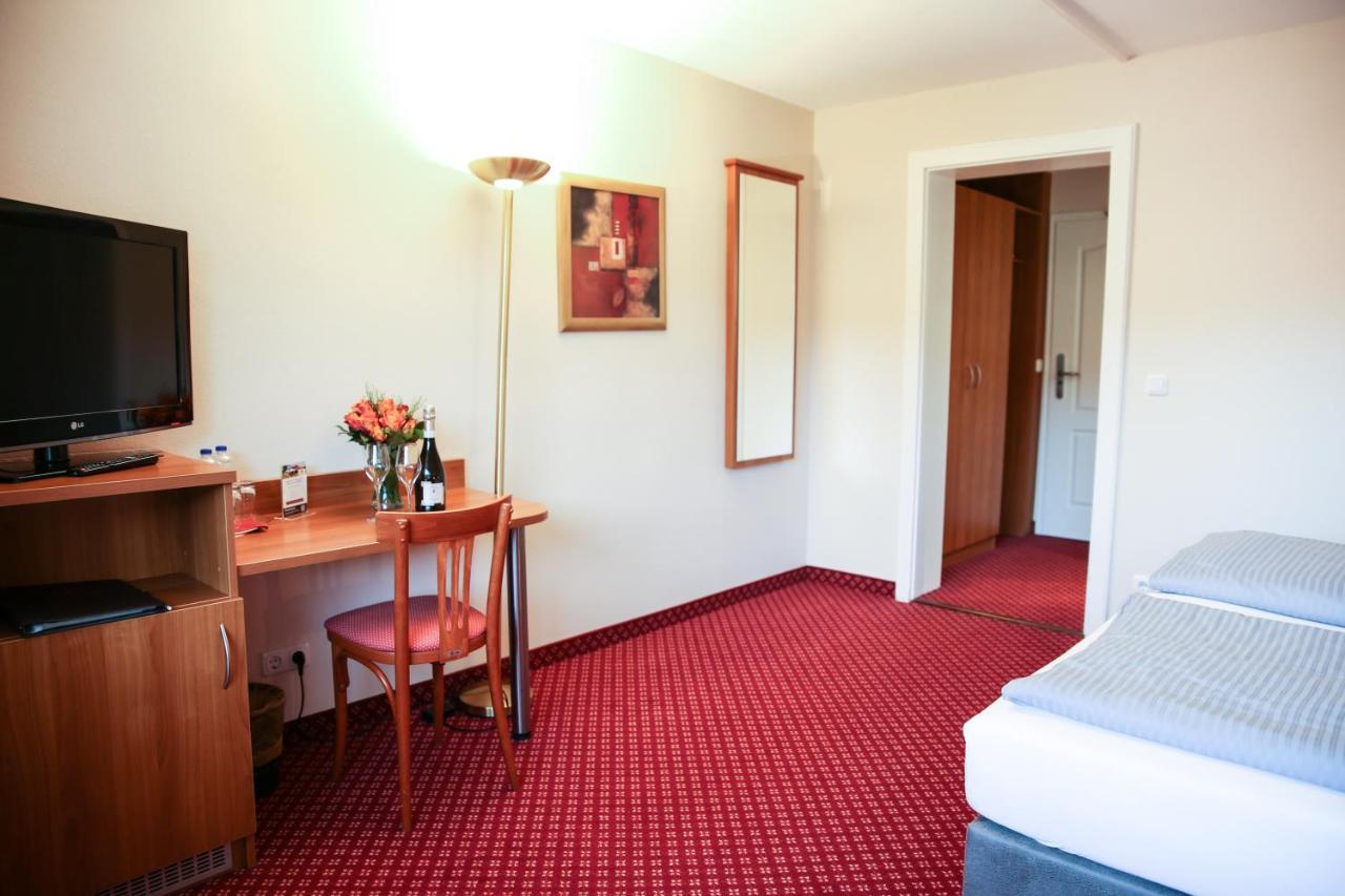 Hotel Friedenseiche Бенедиктбоєрн Екстер'єр фото